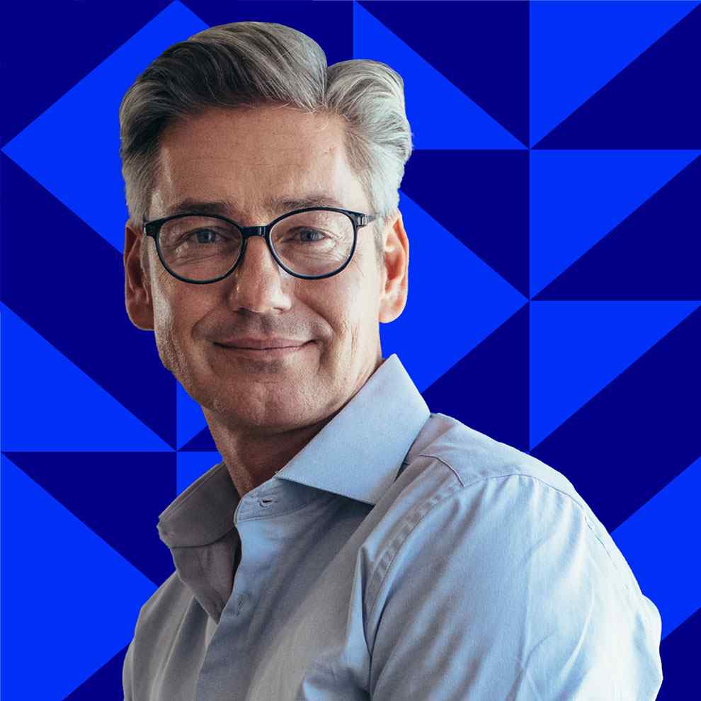 https://www.novasomindustries.com/wp-content/uploads/2023/07/team_01_home_03.jpg